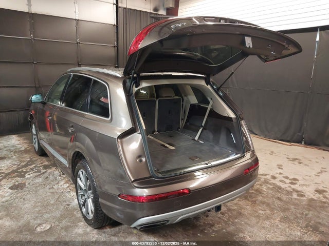 Audi Q7 3.0t Premium