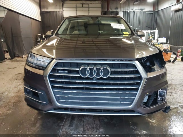 Audi Q7 3.0t Premium