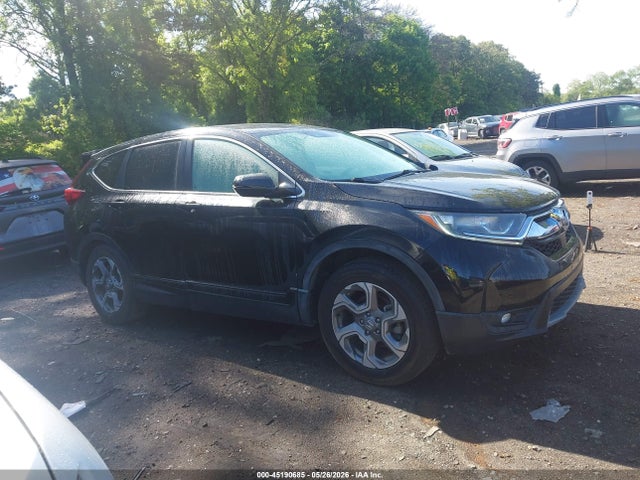 Salvage Honda CR-V Image