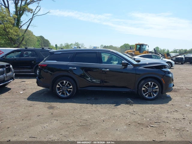 INFINITI Qx Luxe Awd