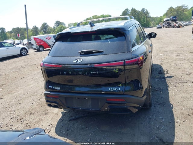 INFINITI Qx Luxe Awd