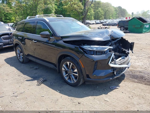 Salvage INFINITI Qx Image