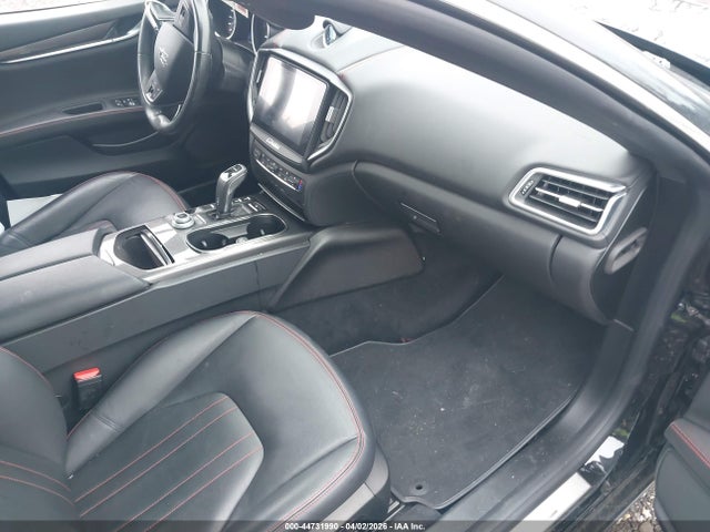 Maserati Ghibli S Q4