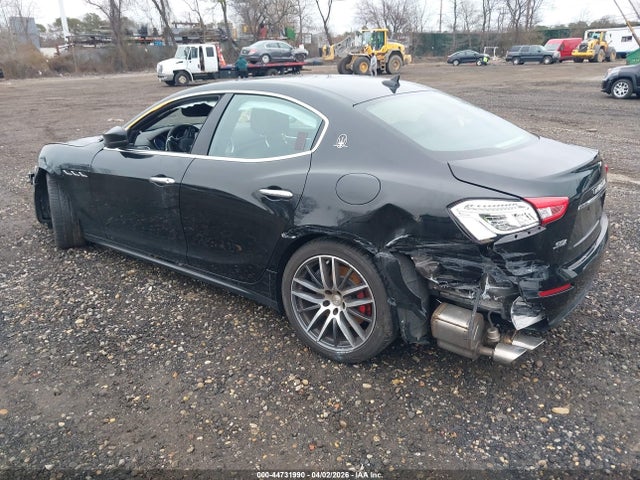 Maserati Ghibli S Q4