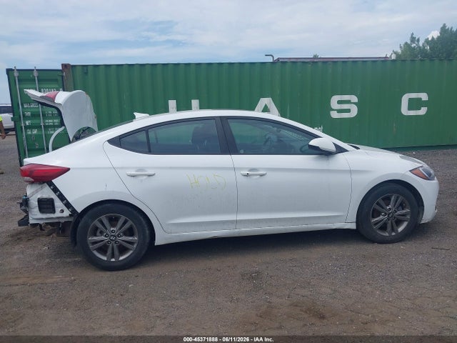 Hyundai ELANTRA Value Edition