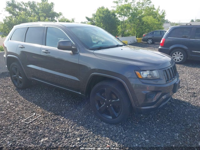 Salvage Jeep Grand Cherokee Image
