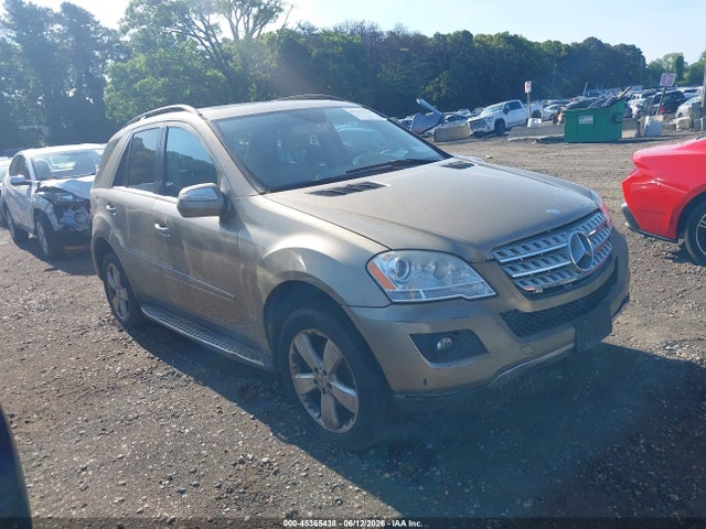 Salvage Mercedes-Benz M-Class Image