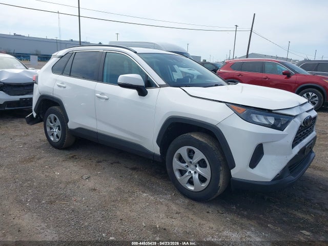 Salvage Toyota RAV4 Image