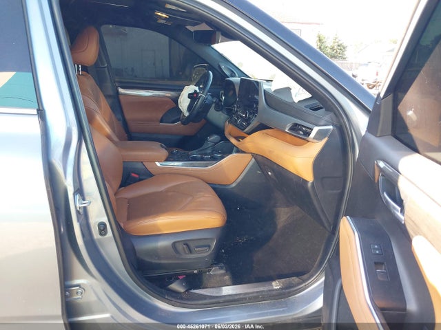 Toyota Highlander Platinum