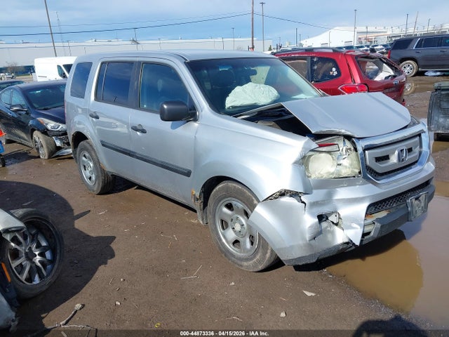 Salvage Honda Pilot Image