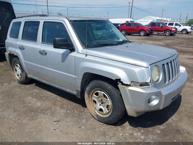 Salvage Jeep Patriot Image