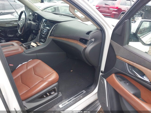 Cadillac Escalade Luxury