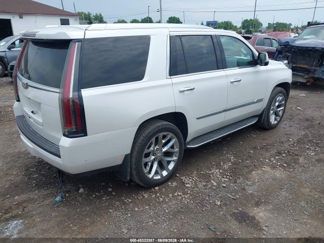 Cadillac Escalade Luxury