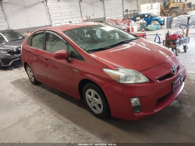 Salvage Toyota Prius Image