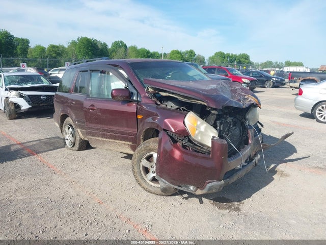 Salvage Honda Pilot Image