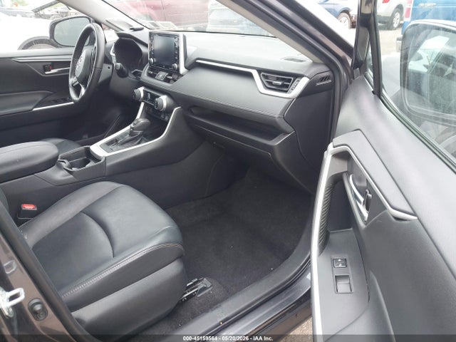 Toyota RAV4 Xle Premium