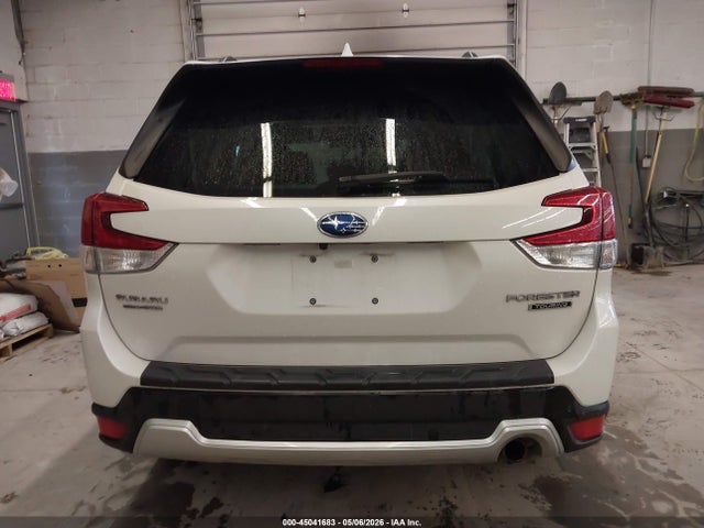 Subaru Forester Touring