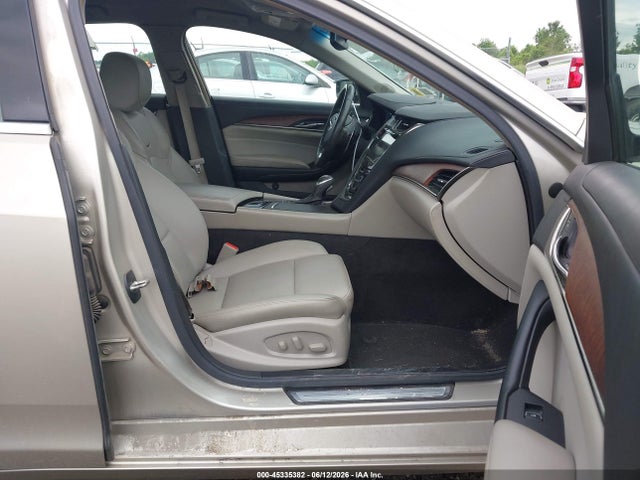 Cadillac CTS Standard