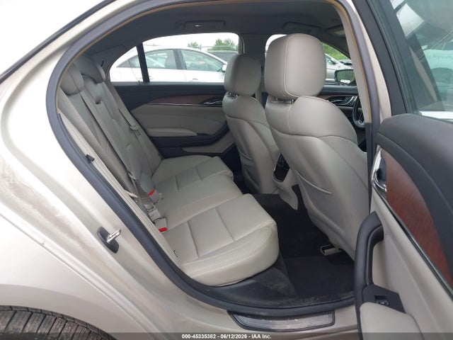 Cadillac CTS Standard