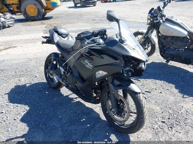2026 Kawasaki Ex500