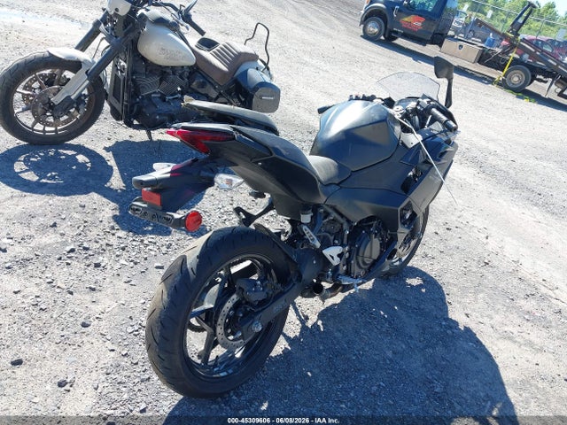 Kawasaki Ex500 H