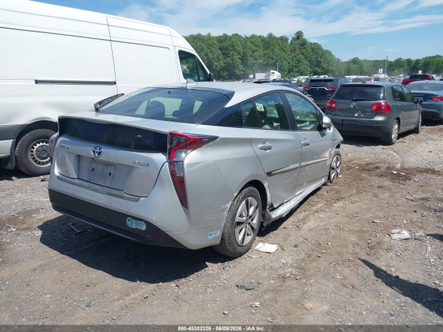 Toyota Prius Three