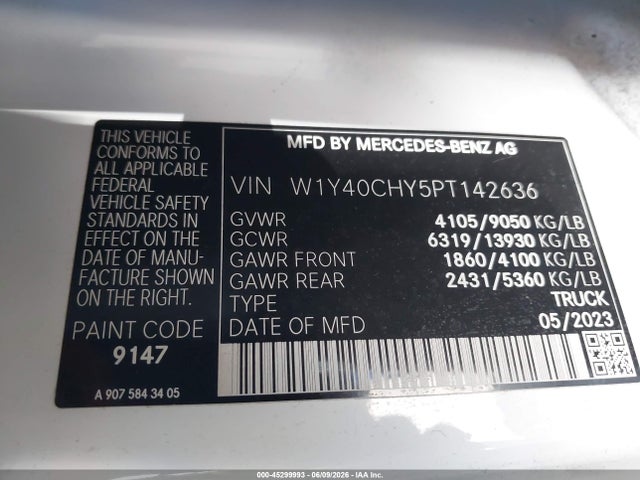Mercedes-Benz Sprinter 2500 High Roof 4-cyl Gas