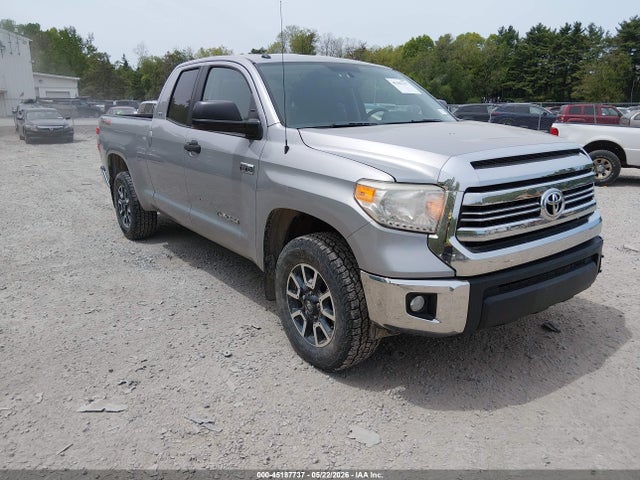 Salvage Toyota Tundra Image