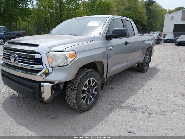 Toyota Tundra Sr5 5.7l V8