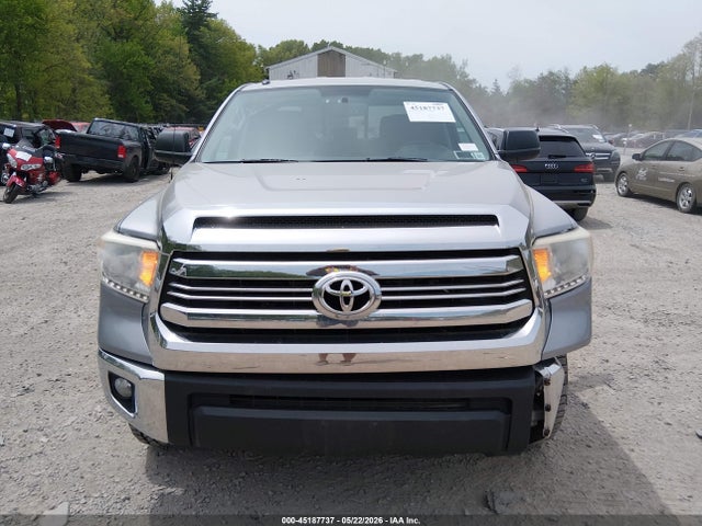 Toyota Tundra Sr5 5.7l V8