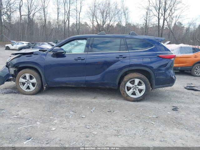 Toyota Highlander Le
