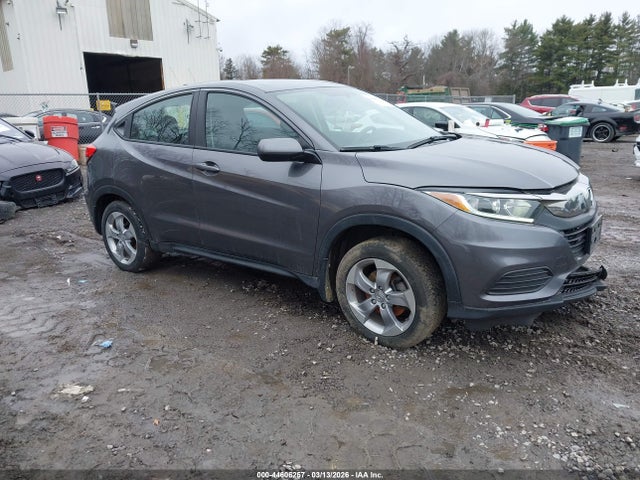 Salvage Honda HR-V Image