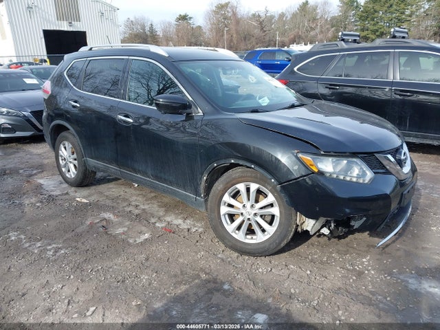 Salvage Nissan Rogue Image