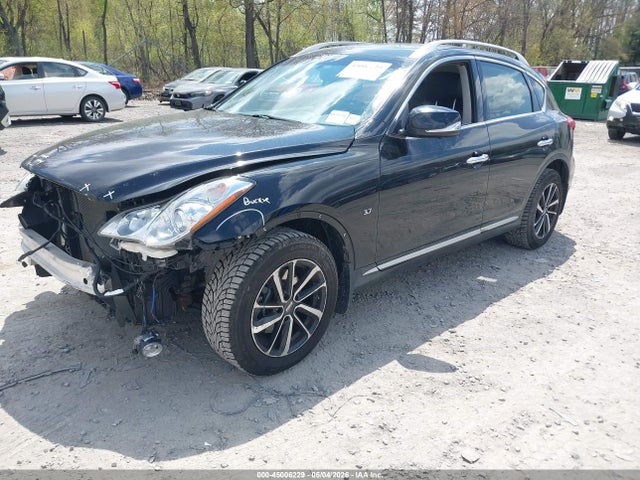 INFINITI Qx