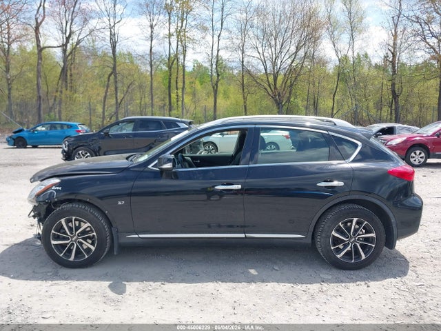 INFINITI Qx