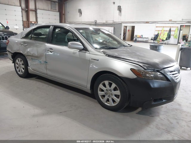 Salvage Toyota Camry Image