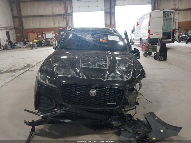Jaguar F-PACE R-dynamic S P400 Awd Automatic