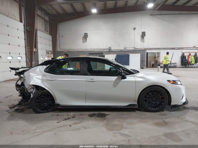 Toyota Camry Trd