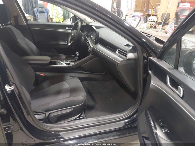 Kia K5 Lxs