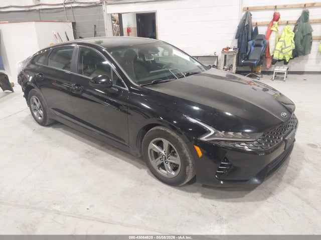 Salvage Kia K5 Image