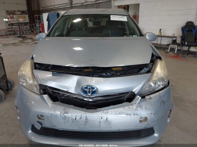 Toyota Prius v Three