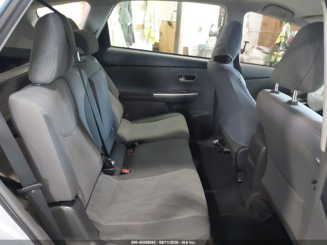 Toyota Prius v Three