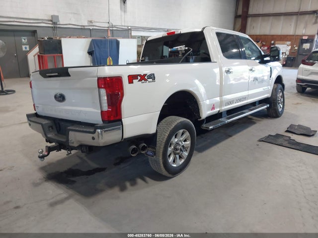 Ford F-350 Lariat