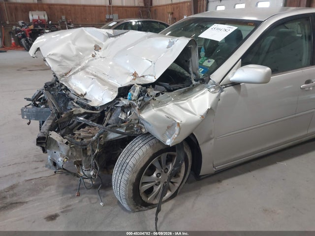 Toyota Camry Le V6