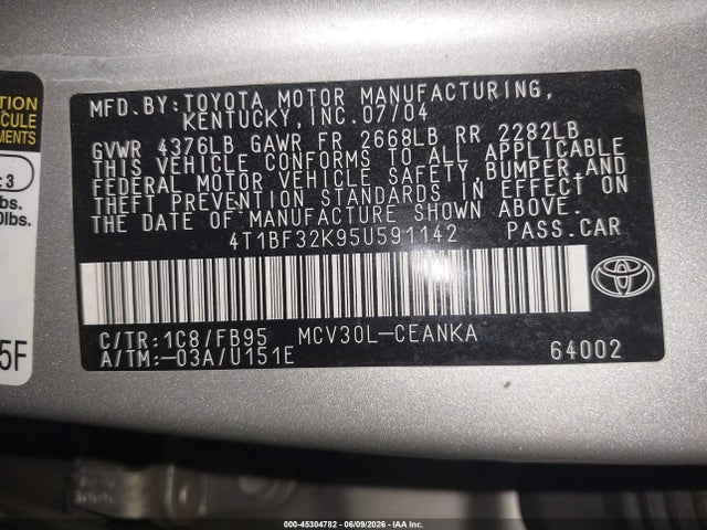 Toyota Camry Le V6
