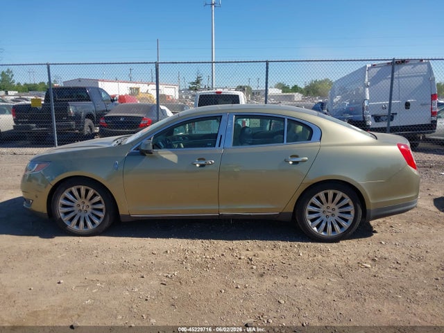 Lincoln MKS