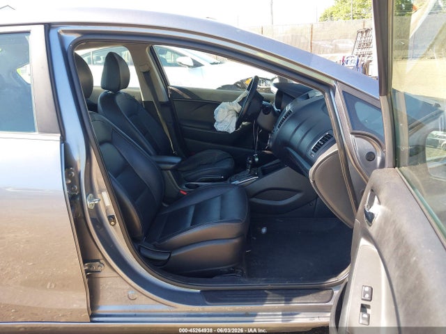 Kia Forte Ex