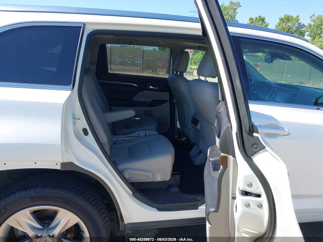 Toyota Highlander Limited Platinum V6