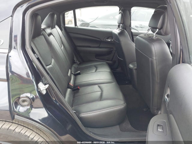 Chrysler 200 Limited