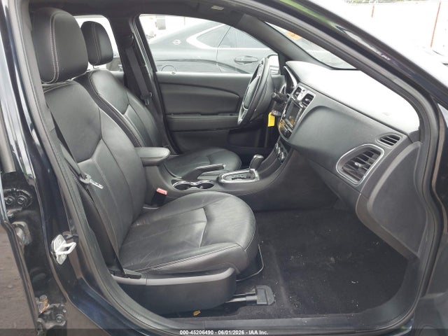 Chrysler 200 Limited